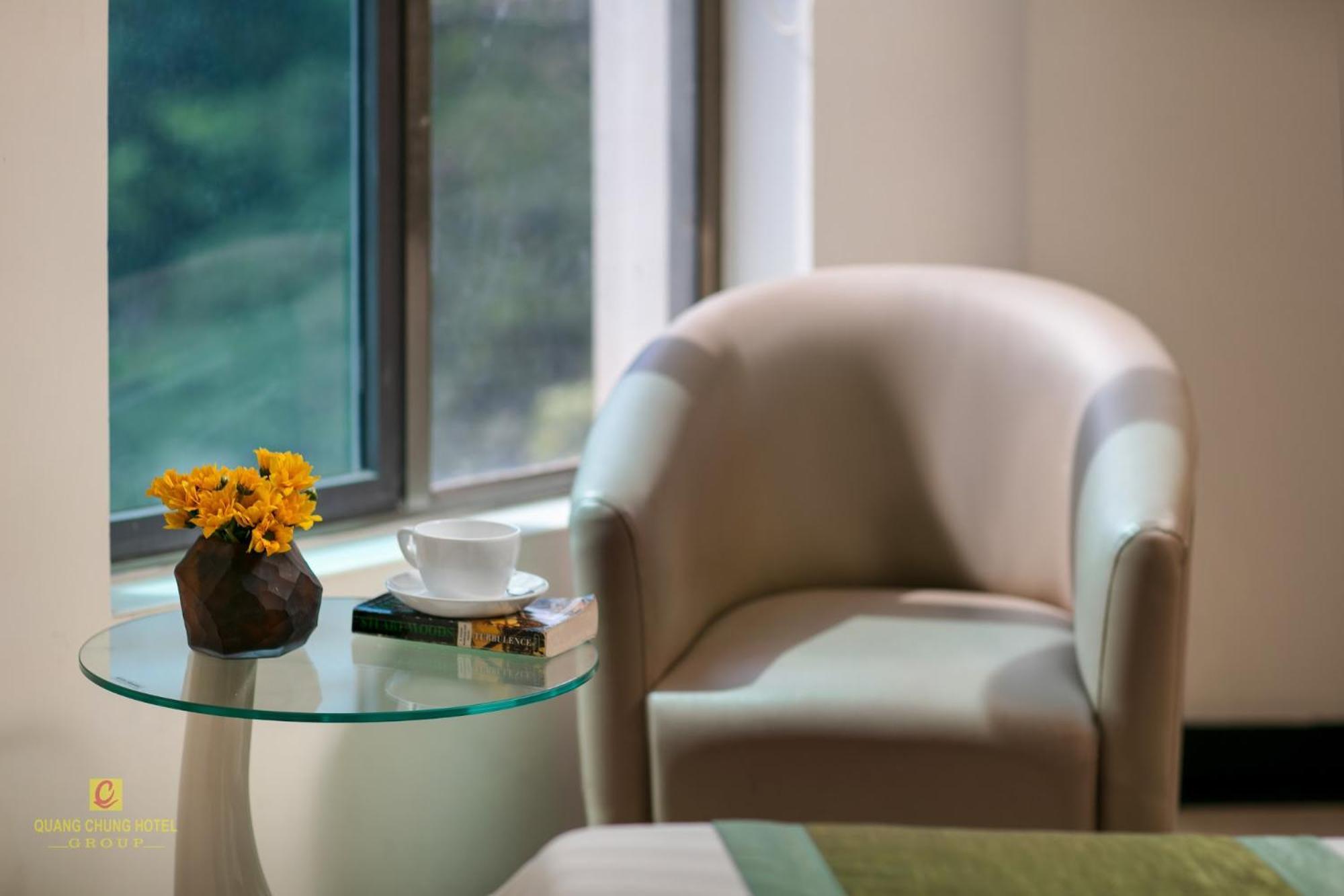 Nhan Hoa Hotel Ханой Екстериор снимка